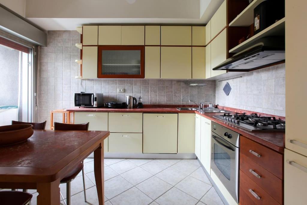 Fieramilano 3Br Apartment Exteriör bild